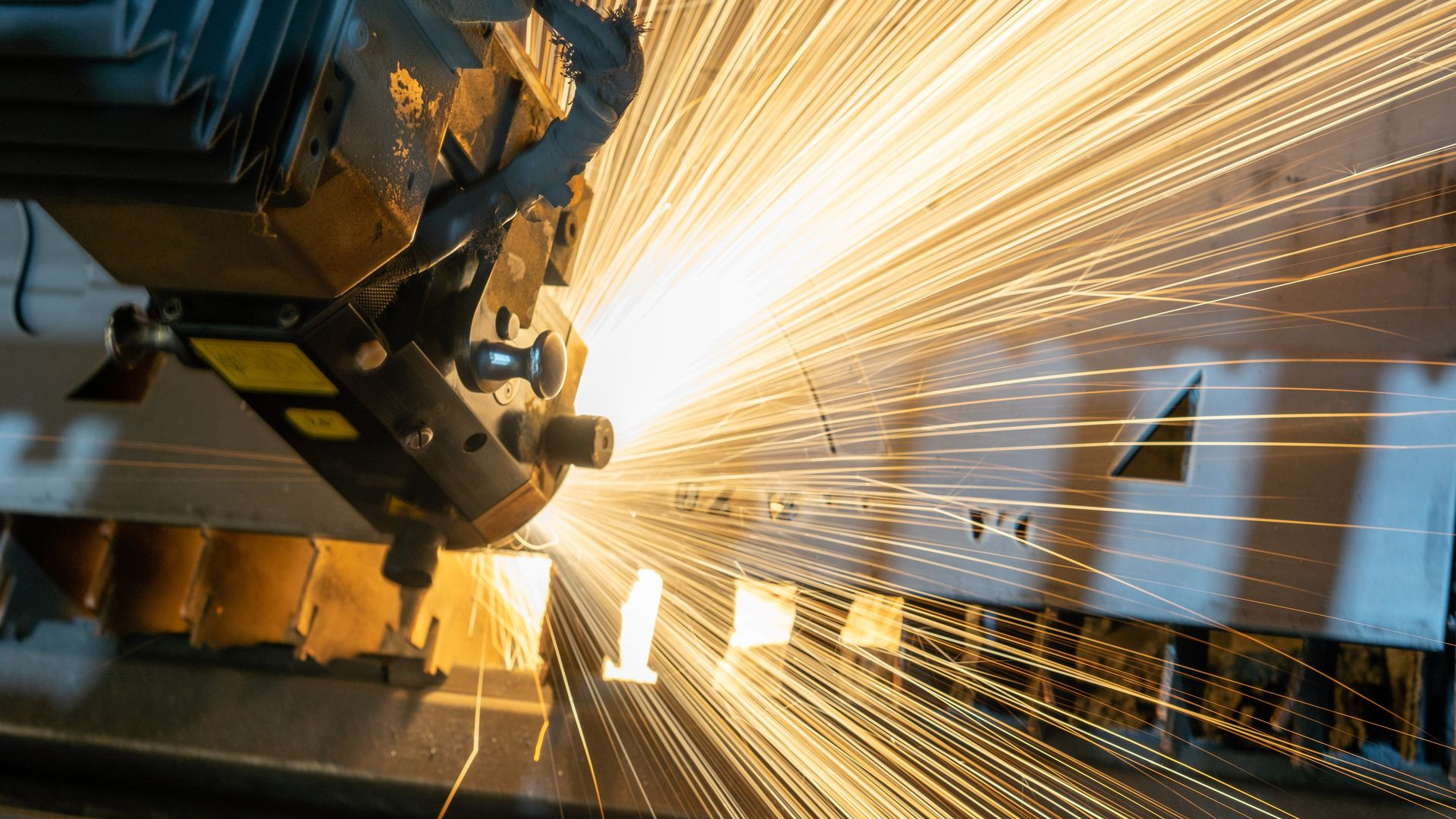 Industrial Manufacturing & Logistics Industrial Manufacturing & Logistics