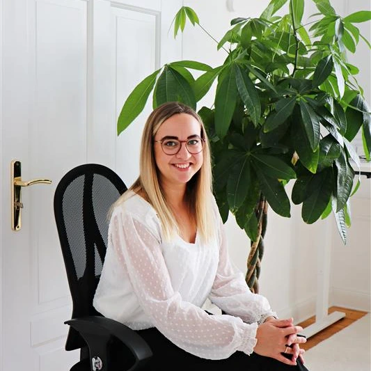 Nina • Head of Real Estate & Construction Solutions